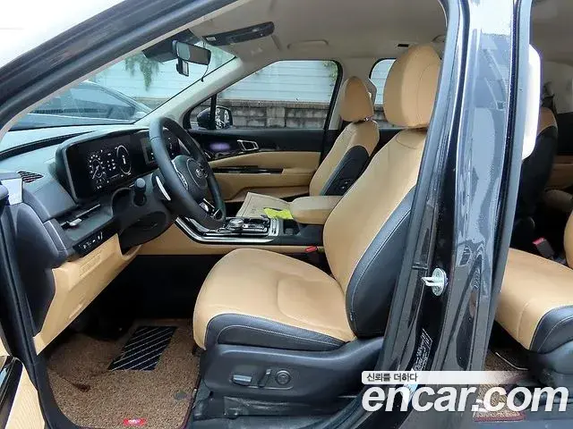 Kia Carnival 2021 — Photo 4/19