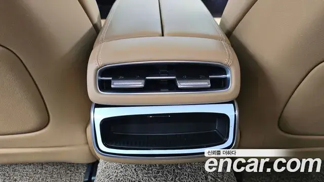 Genesis G80 2025 — Şəkil 26/33