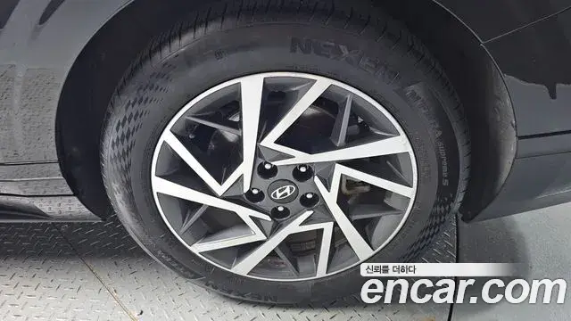 Hyundai Grandeur Hybrid 2023 — ფოტო 12/37