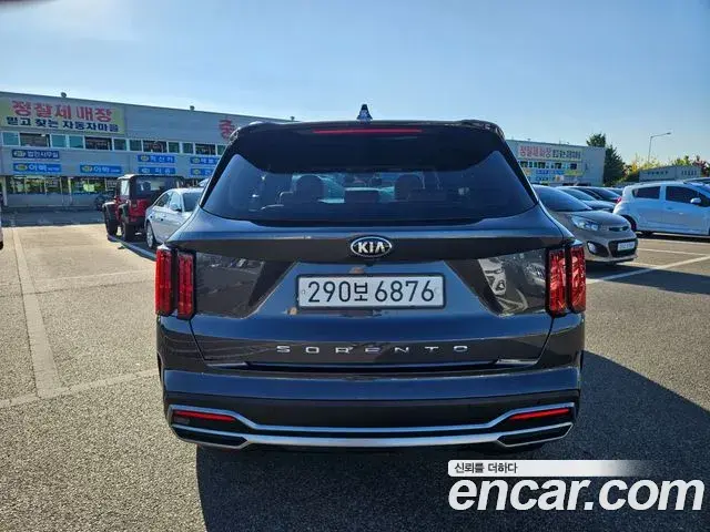 Kia Sorento 2020 — Фото 4/20