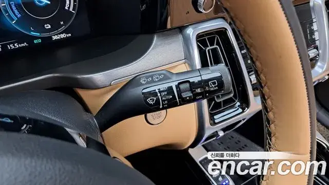 Kia Sorento 2022 — ფოტო 20/37