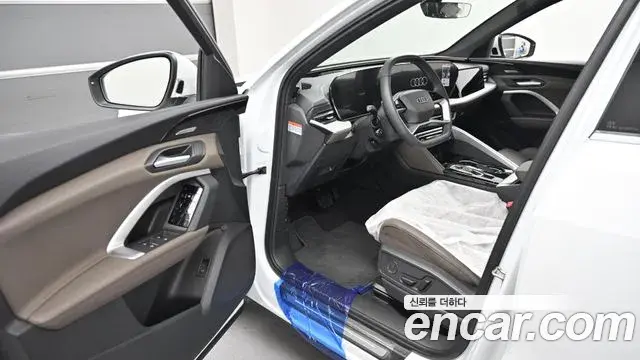 Audi Q5 2025 — Photo 11/20