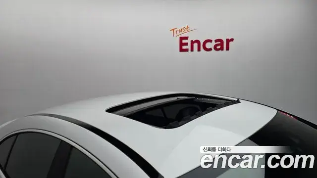 Mercedes-Benz CLS-Class 2021 — Photo 16/20