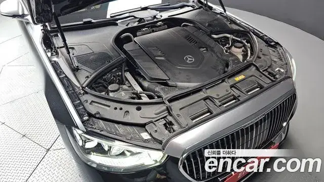 Mercedes-Benz S-Class 2021 — Photo 10/20