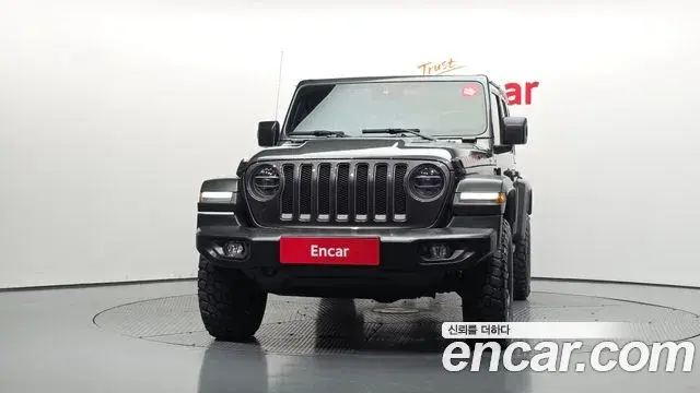 Jeep Wrangler 2022 — ფოტო 32/32