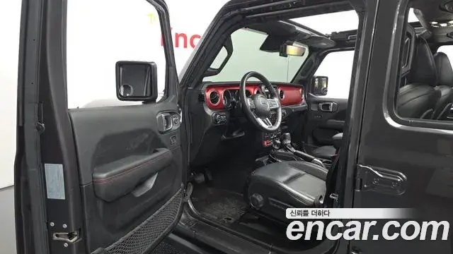 Jeep Wrangler 2022 — ფოტო 16/32