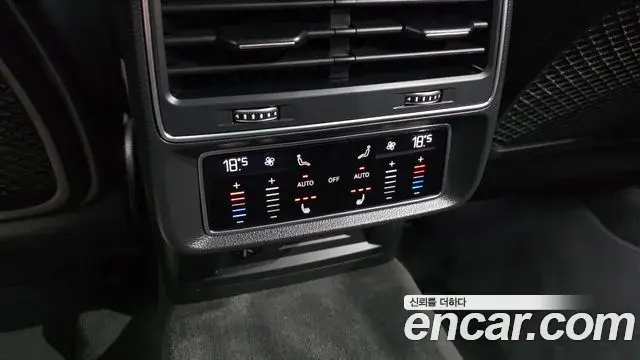 Audi Q7 2023 — Фото 19/20
