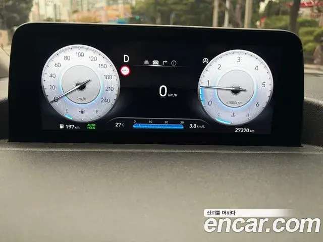 Hyundai Staria 2022 — Фото 8/11