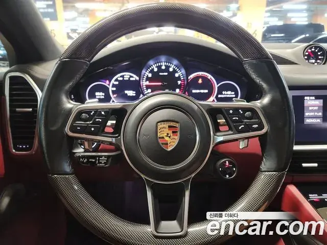 Porsche Cayenne 2020 — Фото 7/20
