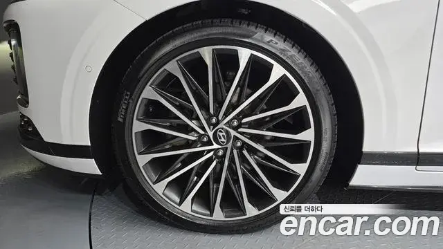 Hyundai Grandeur 2023 — Photo 4/19