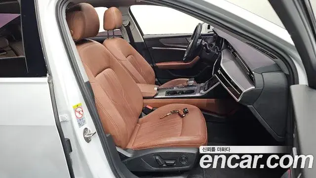 Audi A6 2020 — Şəkil 19/32