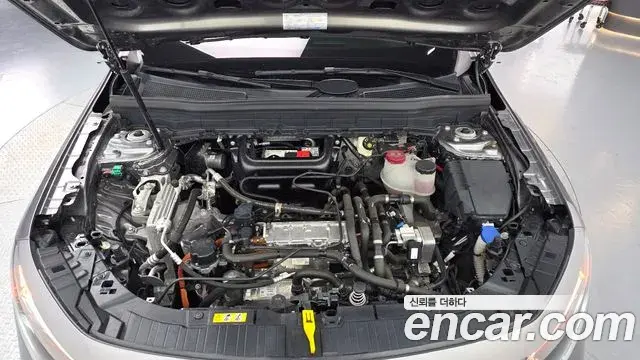 Mercedes-Benz EQB 2023 — Photo 17/31