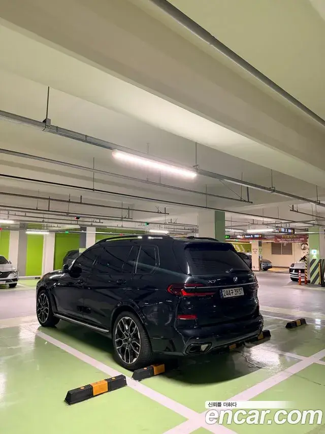 BMW X7 2025 — Photo 6/20