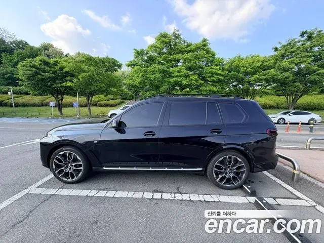 BMW X7 2025 — Photo 20/20
