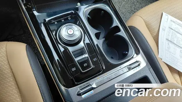 Kia Carnival 2021 — Фото 9/20