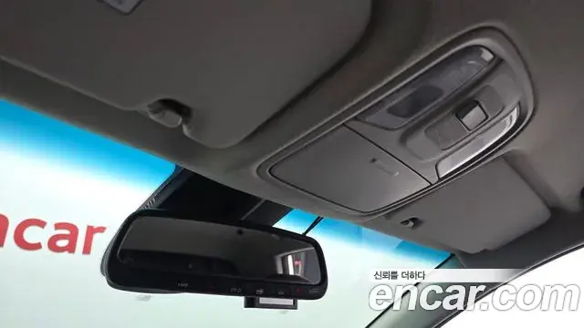Kia Niro 2020 — Şəkil 17/20
