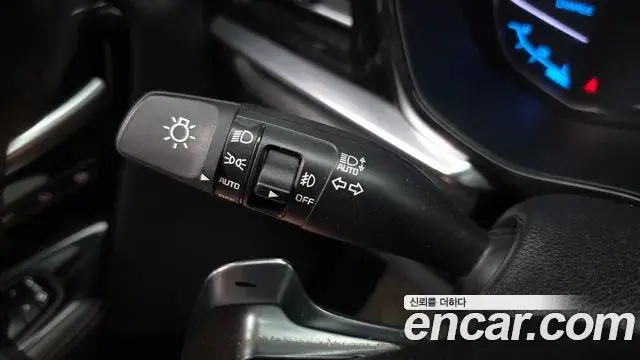 Kia Niro 2020 — Şəkil 18/20