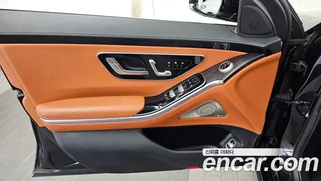 Mercedes-Benz S-Class 2022 — ფოტო 10/34