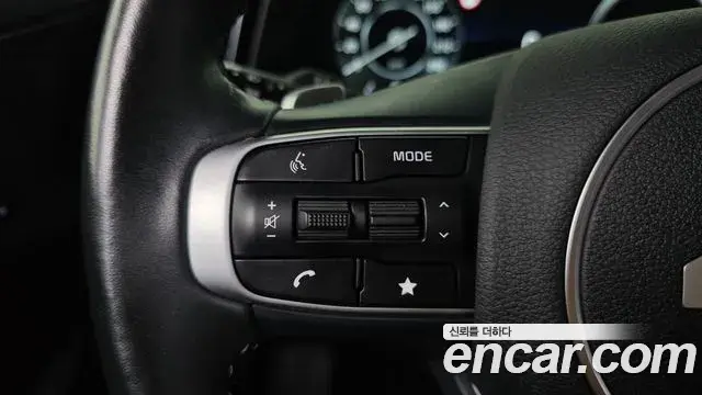 Kia Sportage 2022 — Şəkil 15/33