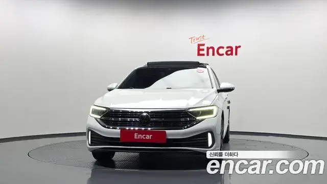 Volkswagen Jetta 2022 — Photo 19/32