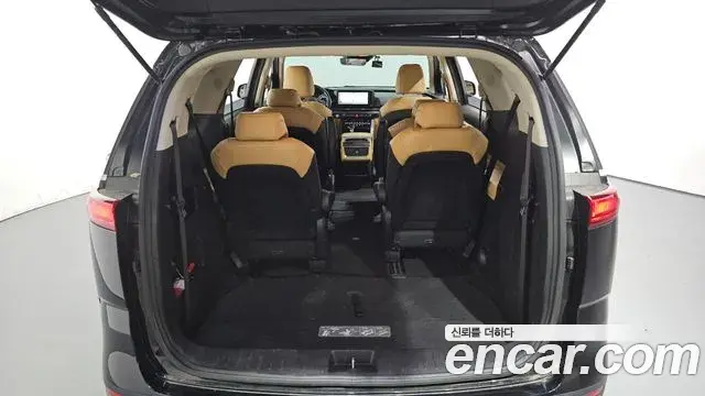 Kia Carnival 2022 — Фото 20/20