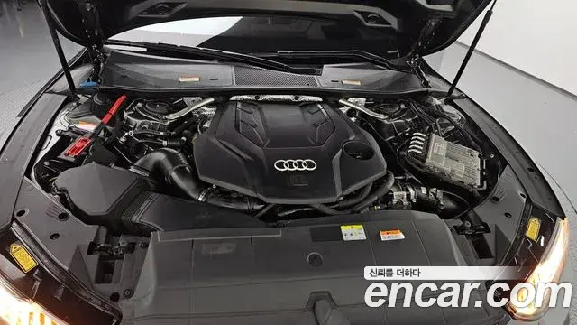 Audi A7 2021 — Фото 6/20