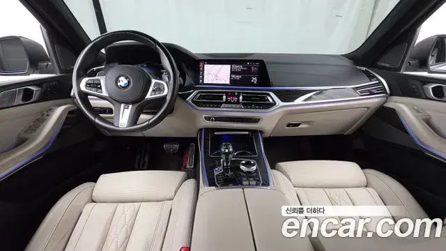 BMW X7 2022 — Фото 7/20