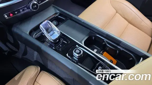 Volvo V60 Cross Country 2025 — ფოტო 11/36