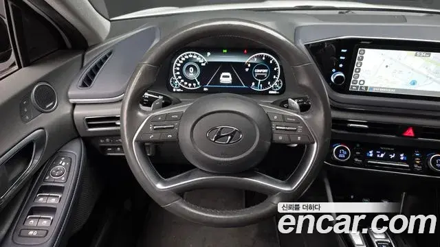 Hyundai Sonata 2021 — Photo 13/20