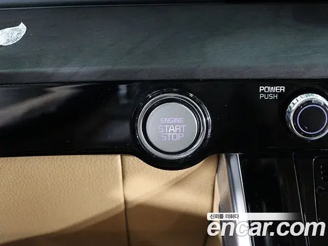 Kia Carnival 2021 — Фото 7/20