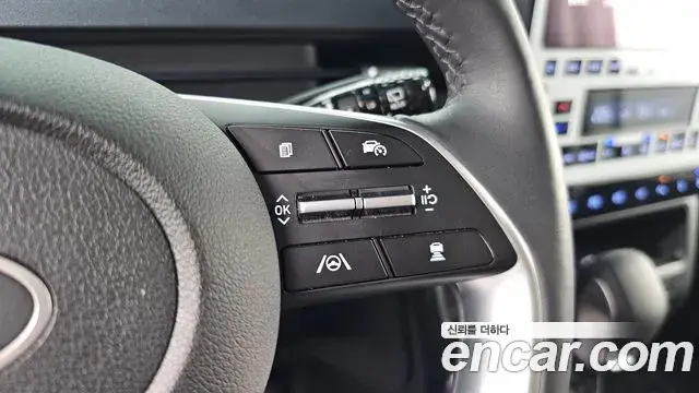 Hyundai Staria 2025 — Photo 14/20