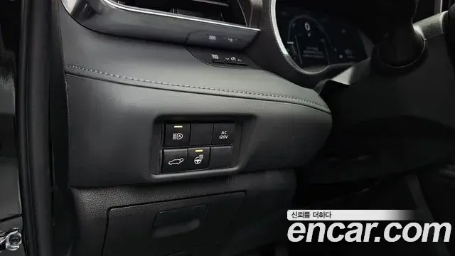 Toyota Highlander 2023 — Şəkil 9/35