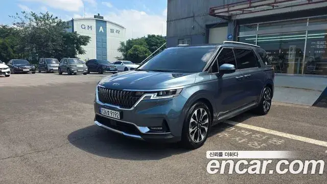 Kia Carnival 2021 — Photo 9/20