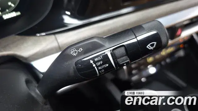 Kia K5 2021 — Photo 28/33