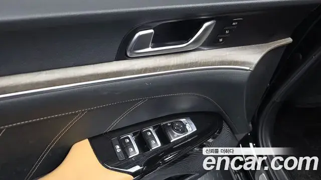 Kia K5 2021 — Photo 29/33