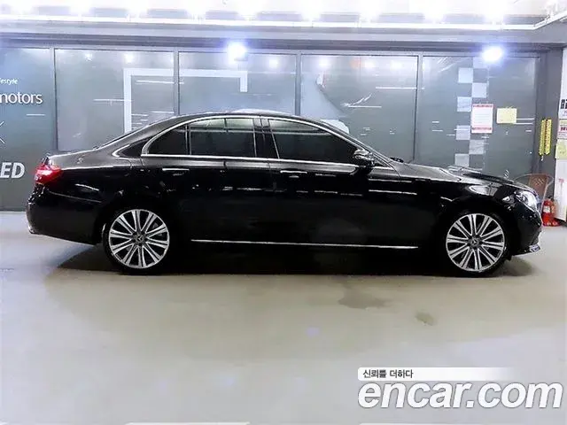 Mercedes-Benz E-Class 2021 — Фото 2/20