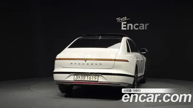 Hyundai Grandeur 2023 — Фото 4/20