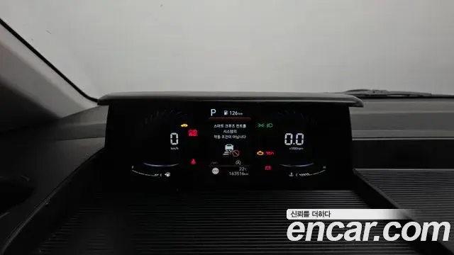 Hyundai Staria 2022 — Photo 8/20