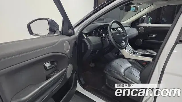Land Rover Range Rover Evoque 2018 — Фото 10/20
