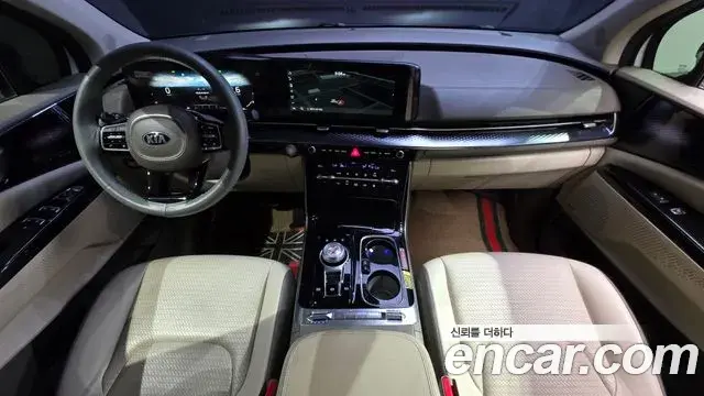 Kia Carnival 2021 — Фото 6/20