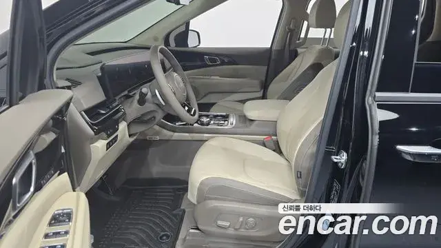 Kia Carnival 2024 — ფოტო 4/34