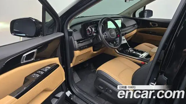 Kia Carnival 2023 — Фото 10/20