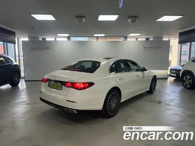 Mercedes-Benz E-Class 2025 — Şəkil 1/18