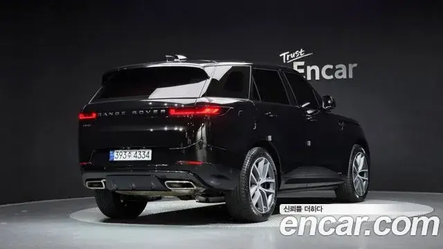 Land Rover Range Rover Sport 2025 — Фото 1/20