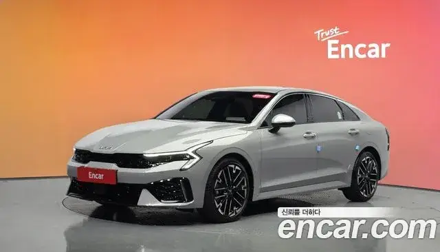 Kia K5, 2025