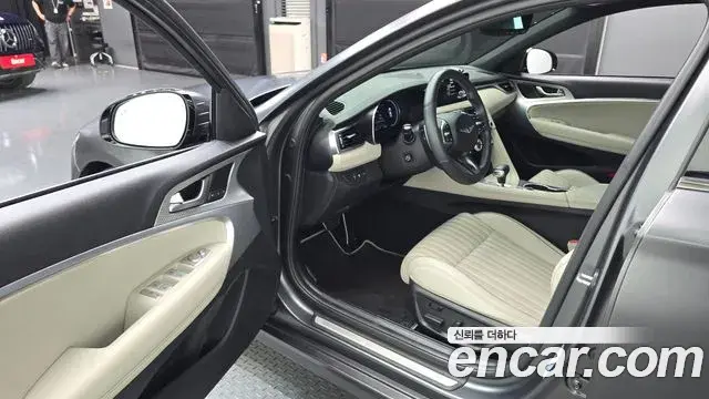 Genesis G70 2021 — Photo 22/37
