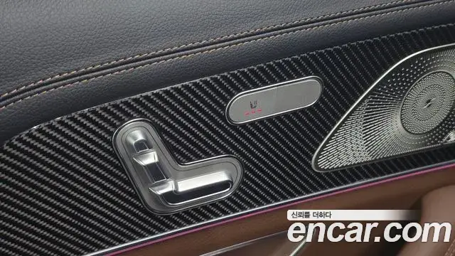 Mercedes-Benz GLE-Class 2025 — Фото 19/20