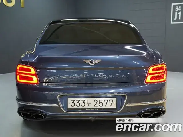Bentley Flying Spur 2021 — Photo 3/20