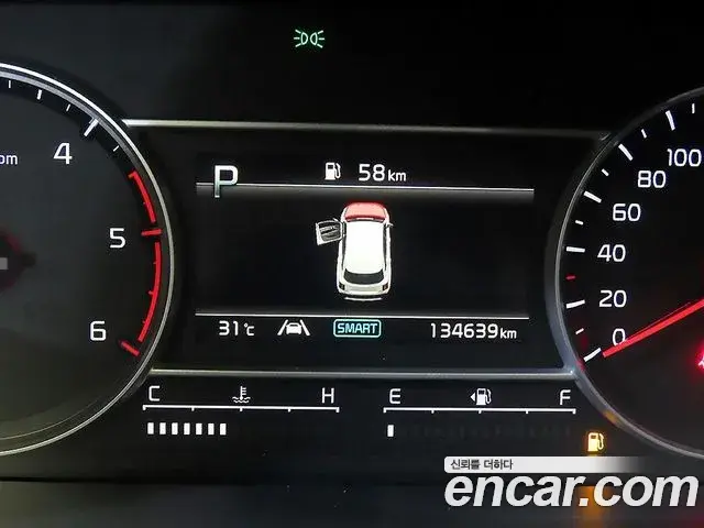 Kia Sorento 2020 — Фото 8/20