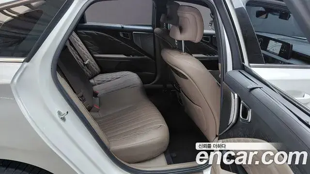 Kia K8 2022 — Photo 11/20